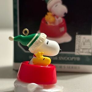 Hallmark Keepsake Ornament Winter Fun Snoopy Christmas Ornament with Woodstock